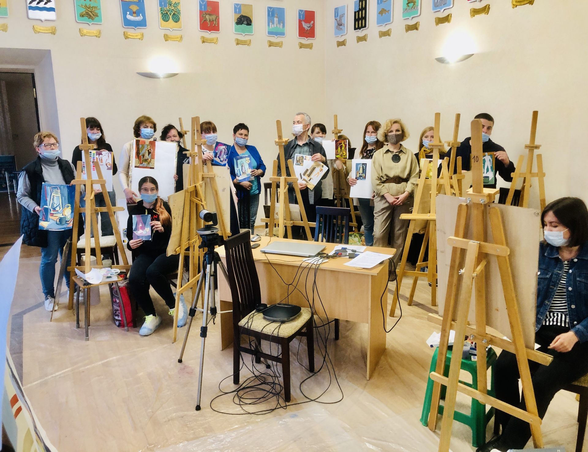 13 и 14 мая в Саратовском областном учебно-методическом центре прошли занятия в рамках программы повышения квалификации «Современные методики преподавания живописи, рисунка, композиции при обучении изобразительному искусству в образовательных организациях